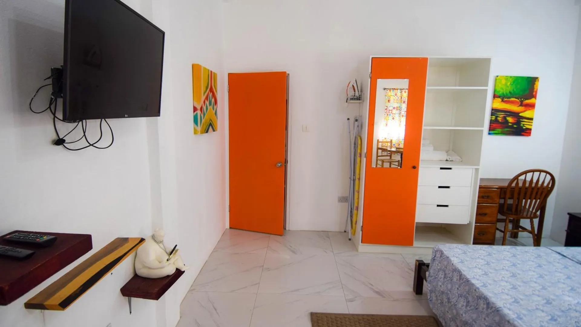 Frenz Hotel Soufriere Guest house
